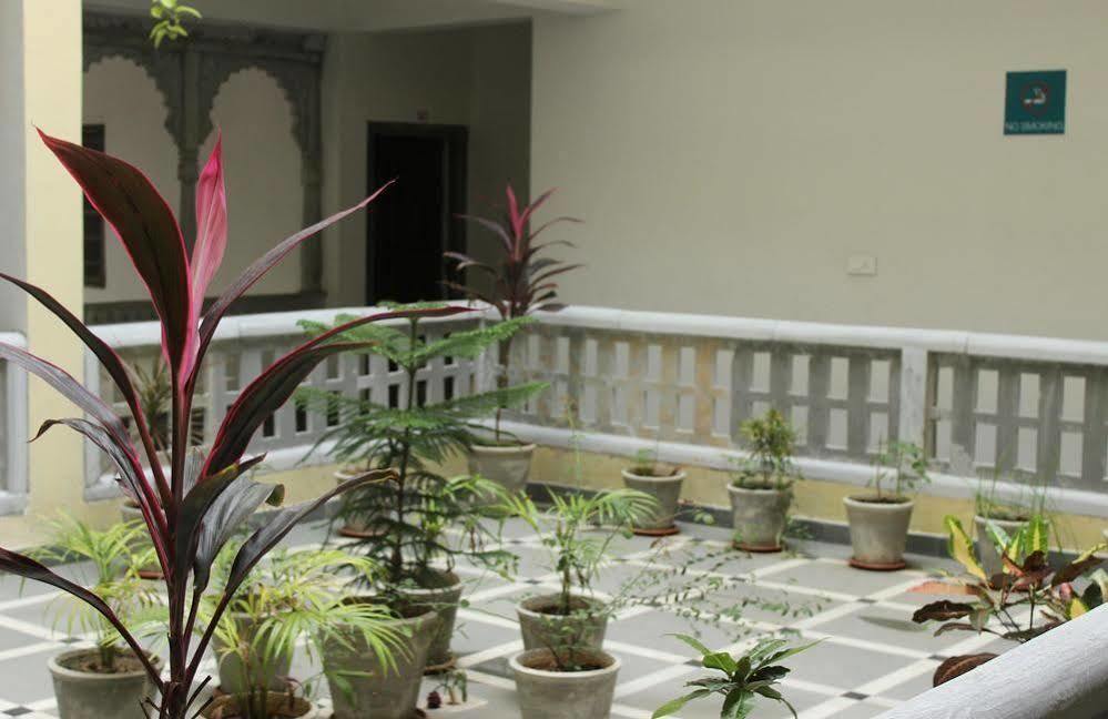 Oyo 1159 Hotel Chandra Prakash Udaipur Exterior foto
